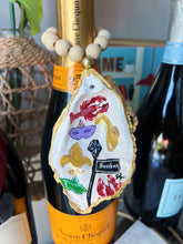 Load image into Gallery viewer, Custom Location Based Oyster